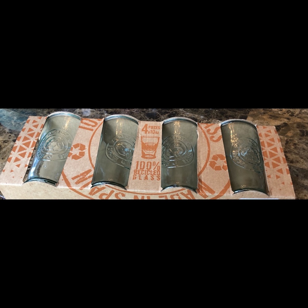 Glass tumblers